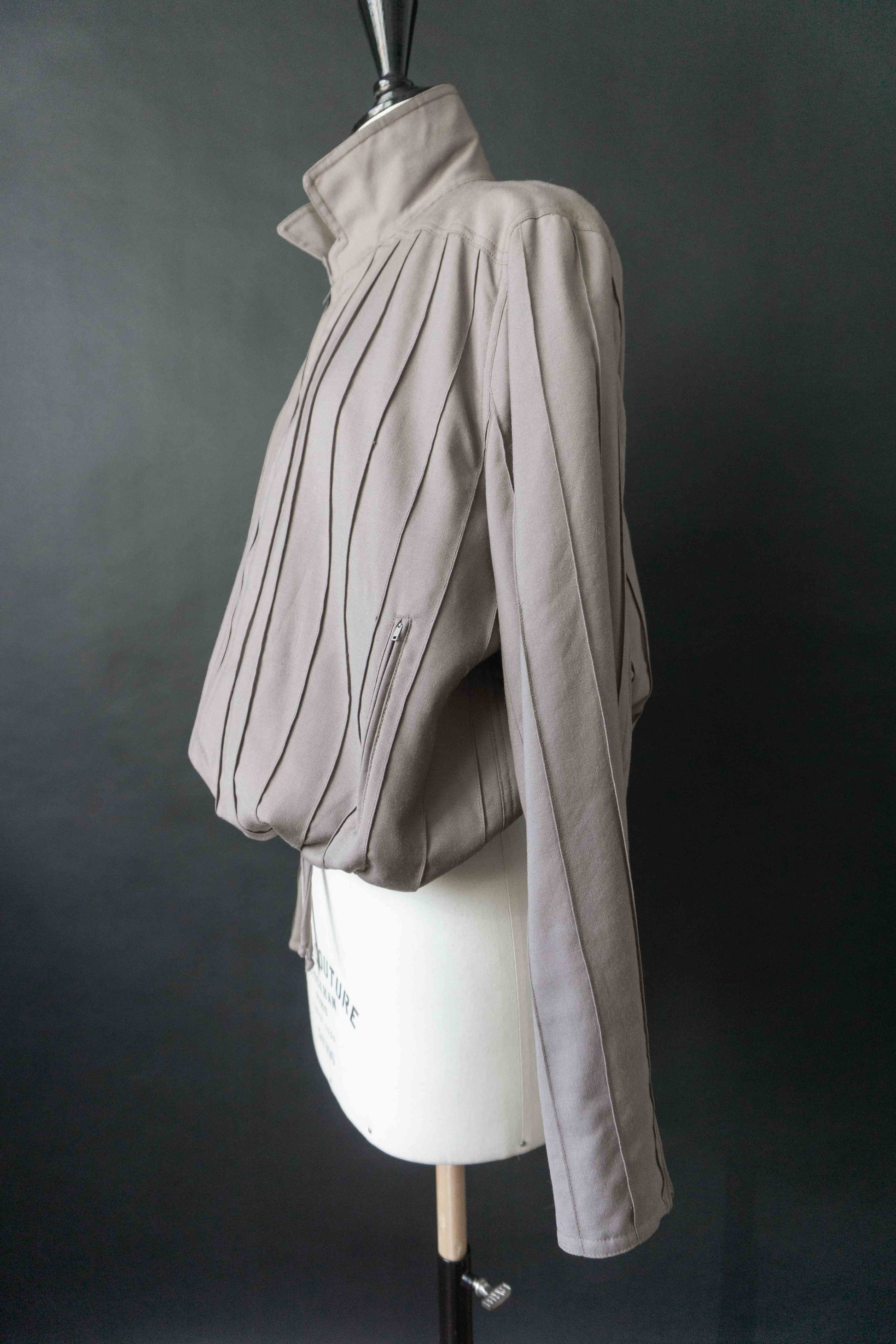 Laura Biagiotti Vintage Jacke – taupe Baumwolle, 70s Designer, S–M theplaincircle vintage