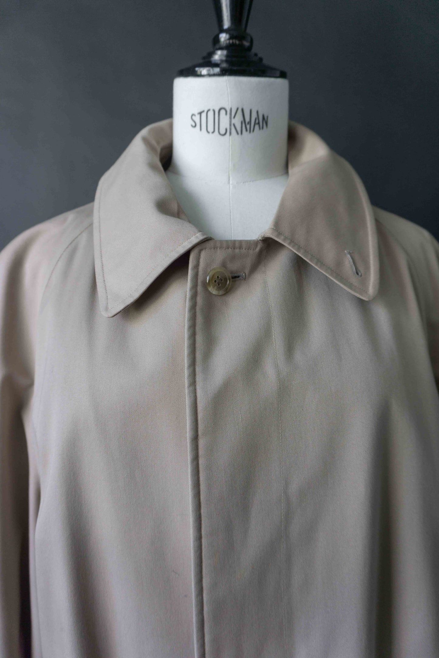 Burberrys Car Coat Beige – Vintage 80s Nova Check, M–L theplaincircle vintage