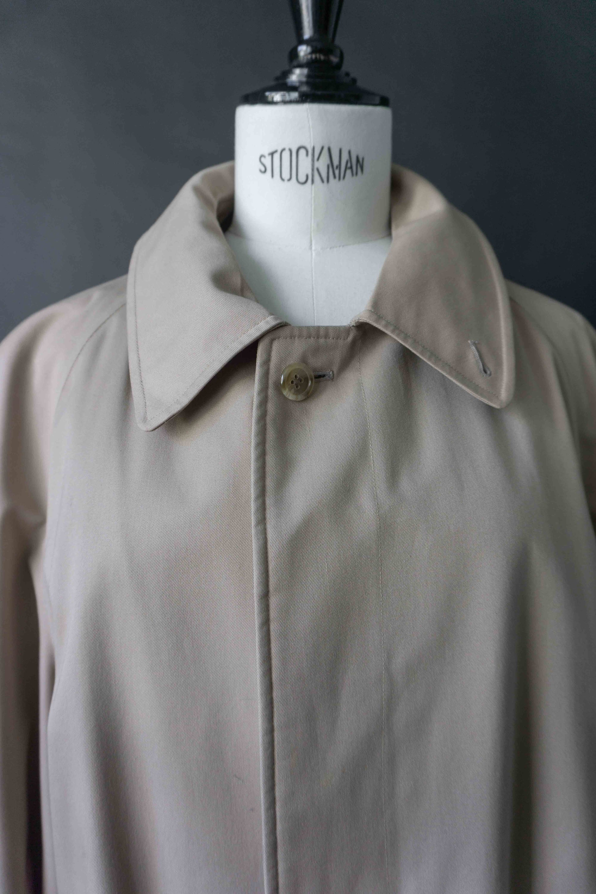 Burberrys Car Coat Beige – Vintage 80s Nova Check, M–L theplaincircle vintage