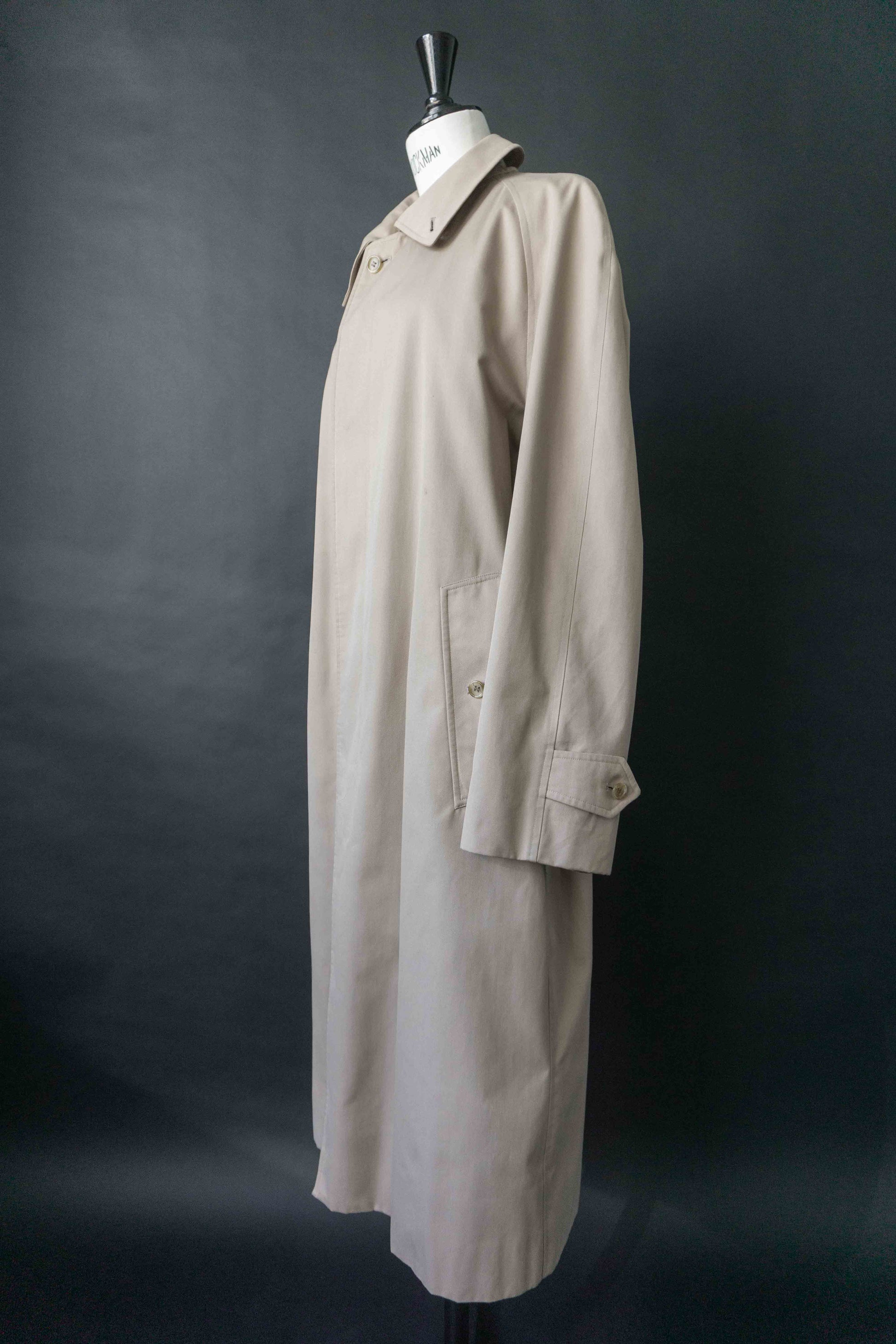 Burberrys Car Coat Beige – Vintage 80s Nova Check, M–L theplaincircle vintage