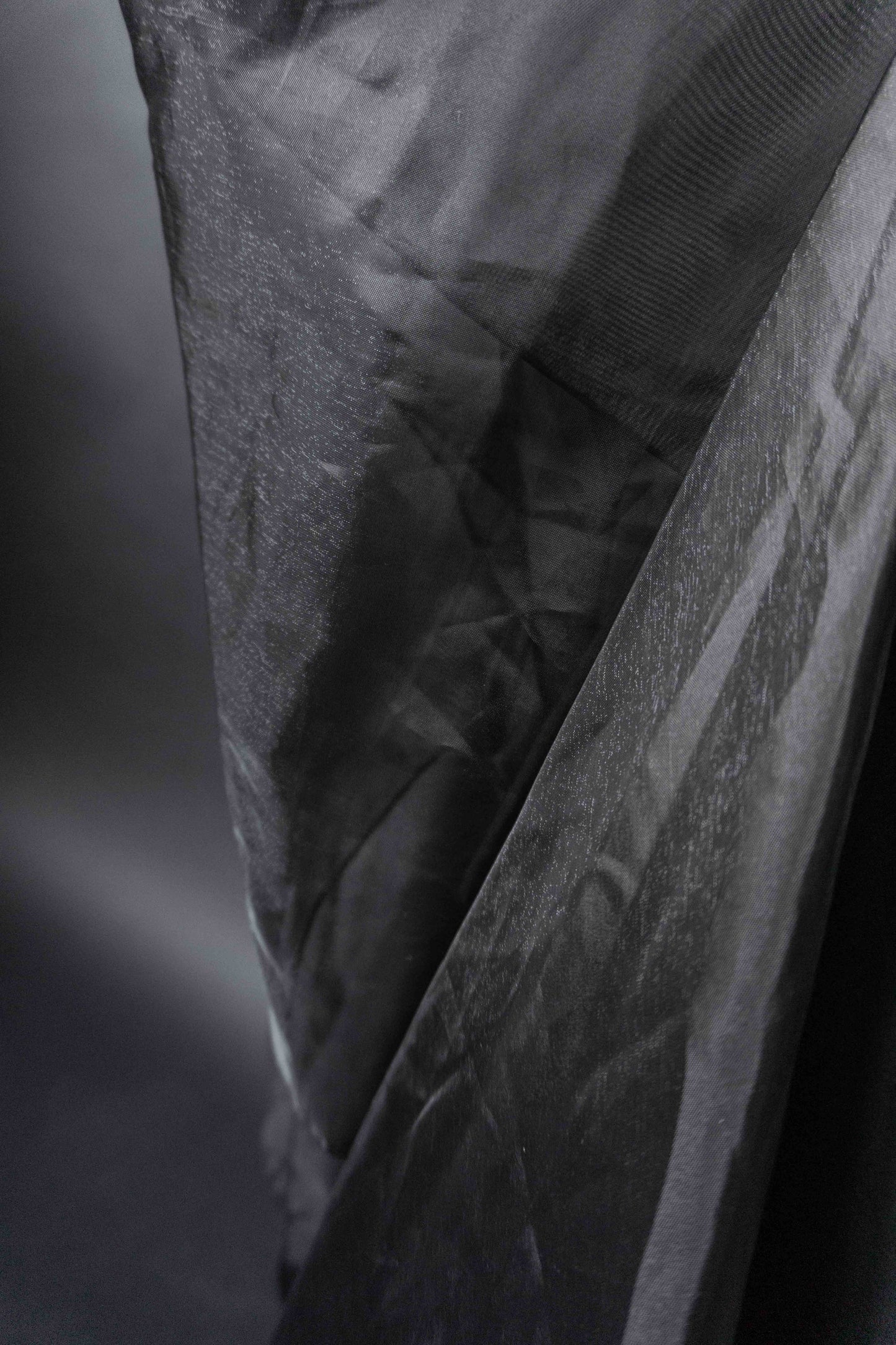 Y2K Avantgarde Maxi Rock aus Organza mit Drapierungen, S–M theplaincircle vintage