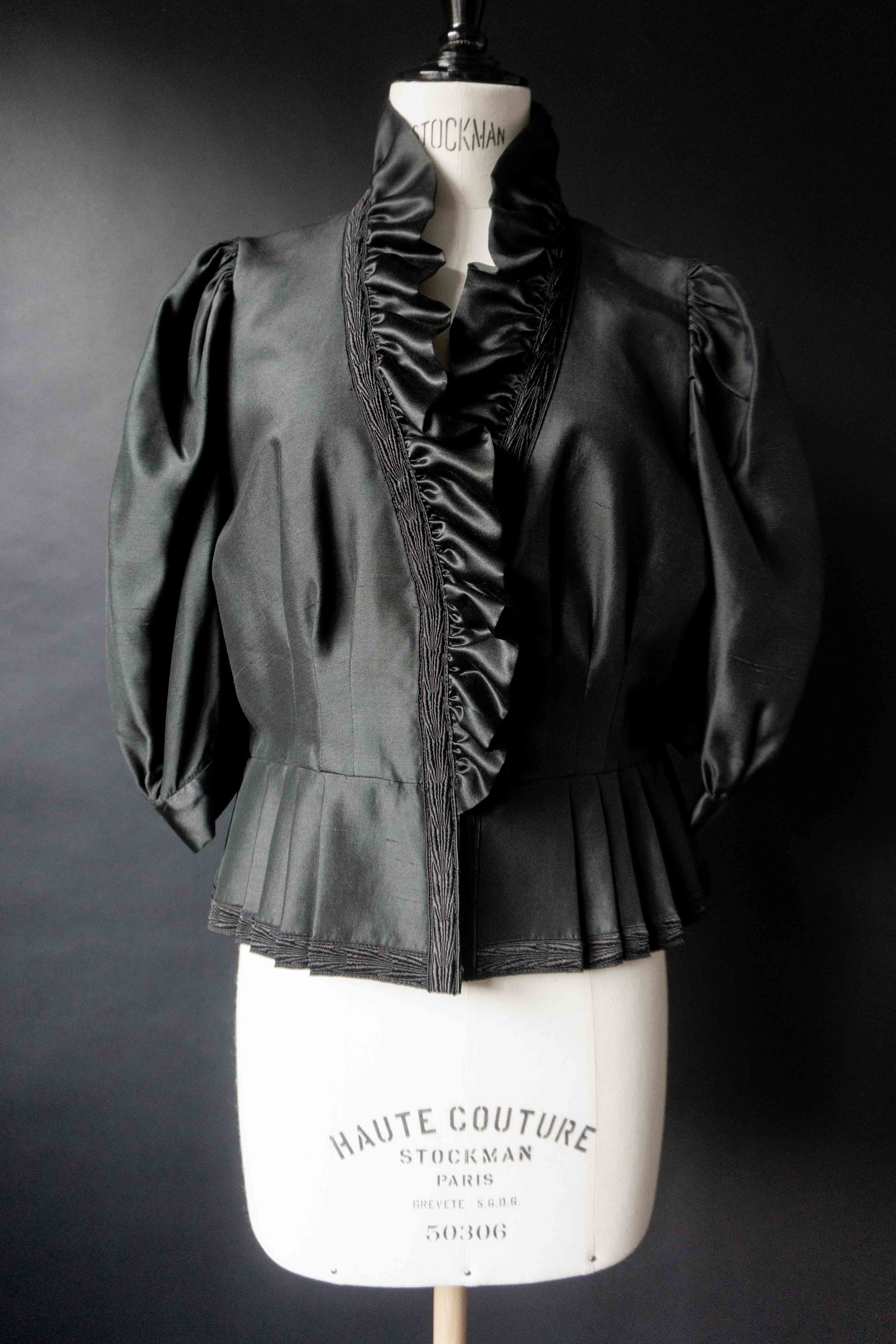 Vintage Dark Folklore Silk Bluse, M–L theplaincircle vintage