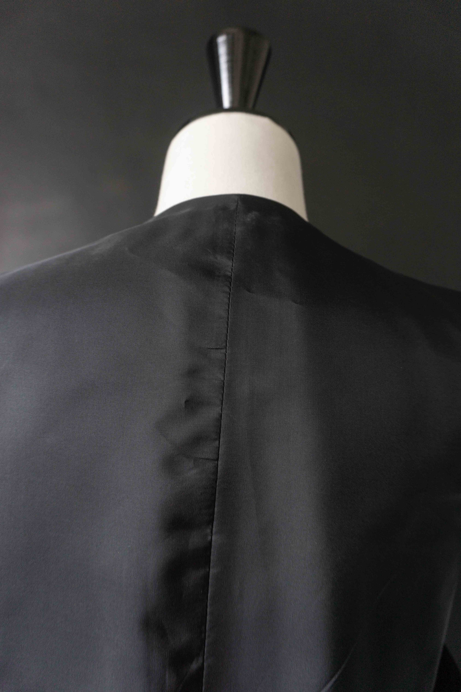 Schwarze Vintage Anzugweste aus den 80ern, M–L theplaincircle vintage