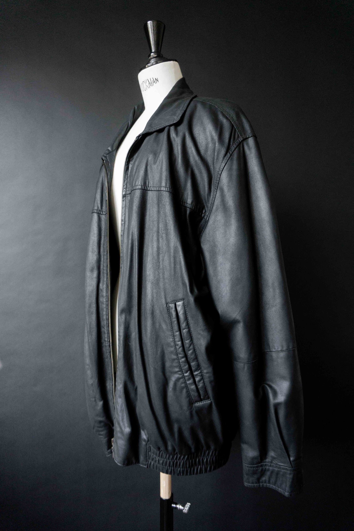 Vintage Lederjacke Schwarz Oversize – Soft Leather Blouson 90s, M–XL theplaincircle vintage