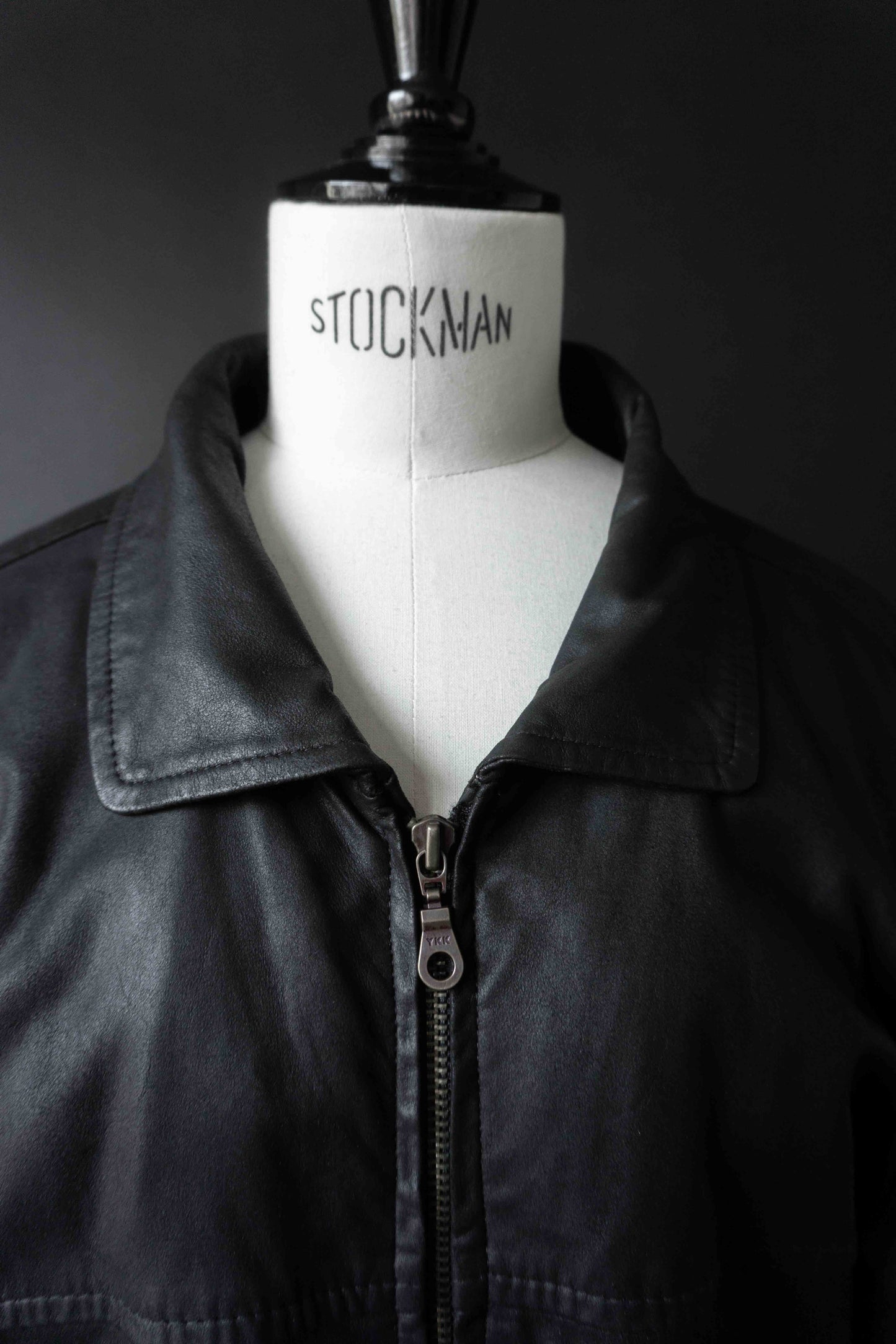 Vintage Lederjacke Schwarz Oversize – Soft Leather Blouson 90s, M–XL theplaincircle vintage