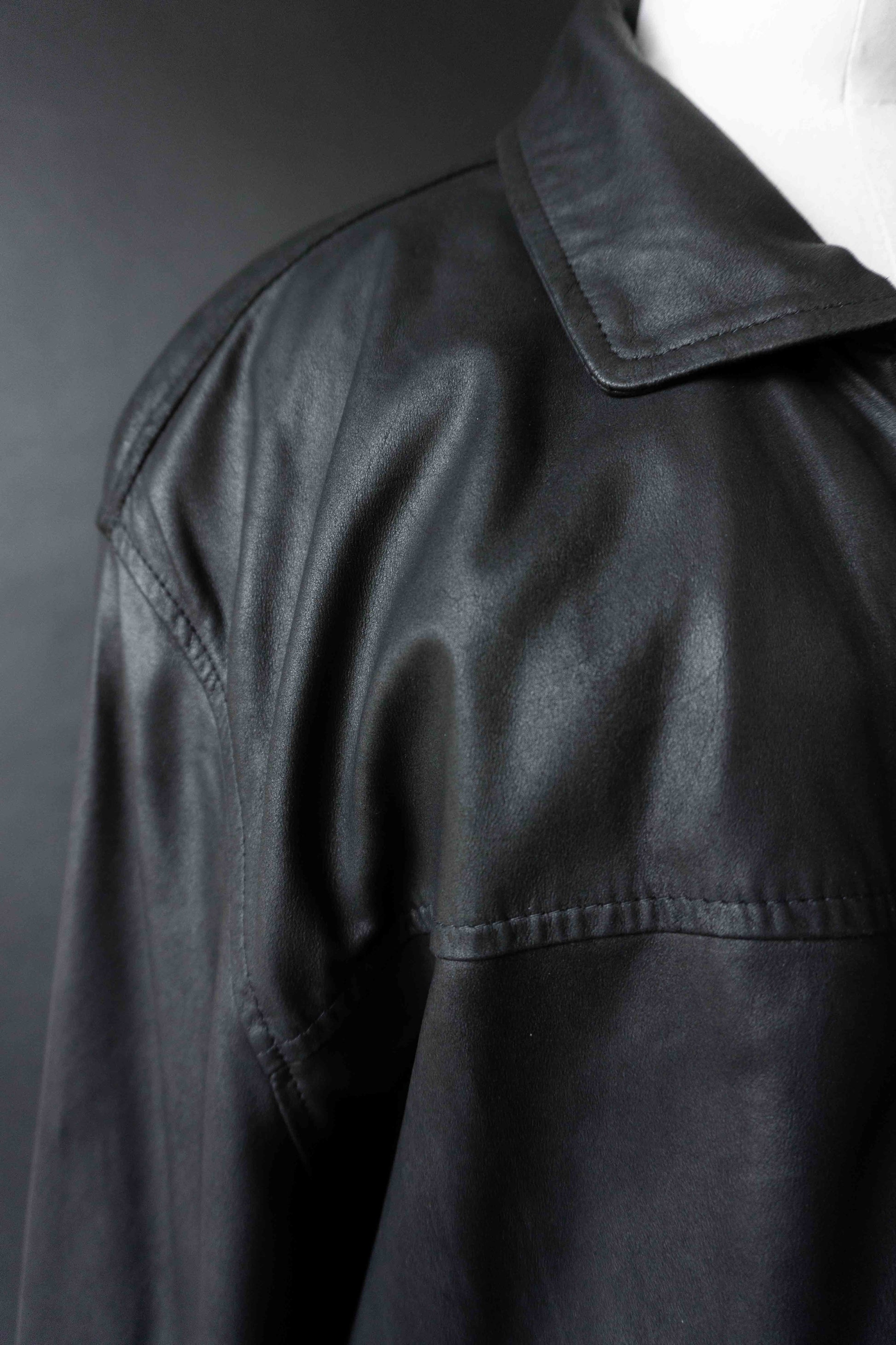 Vintage Lederjacke Schwarz Oversize – Soft Leather Blouson 90s, M–XL theplaincircle vintage