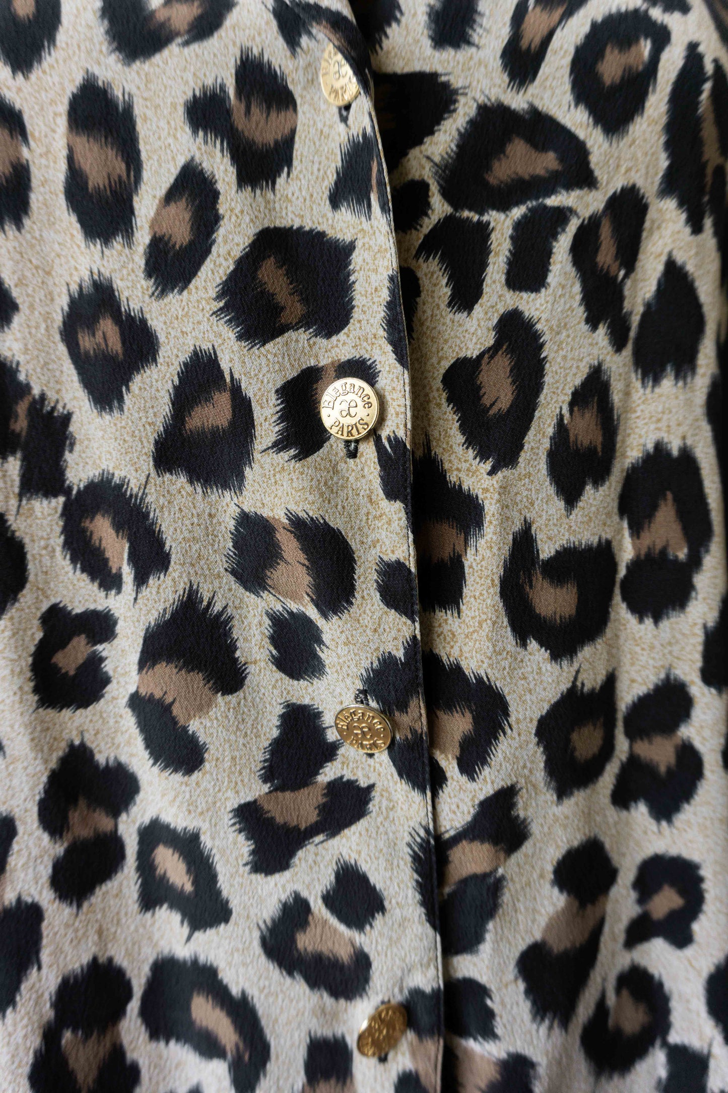 Vintage Leo-Seidenbluse aus den 90ern, S–M theplaincircle vintage