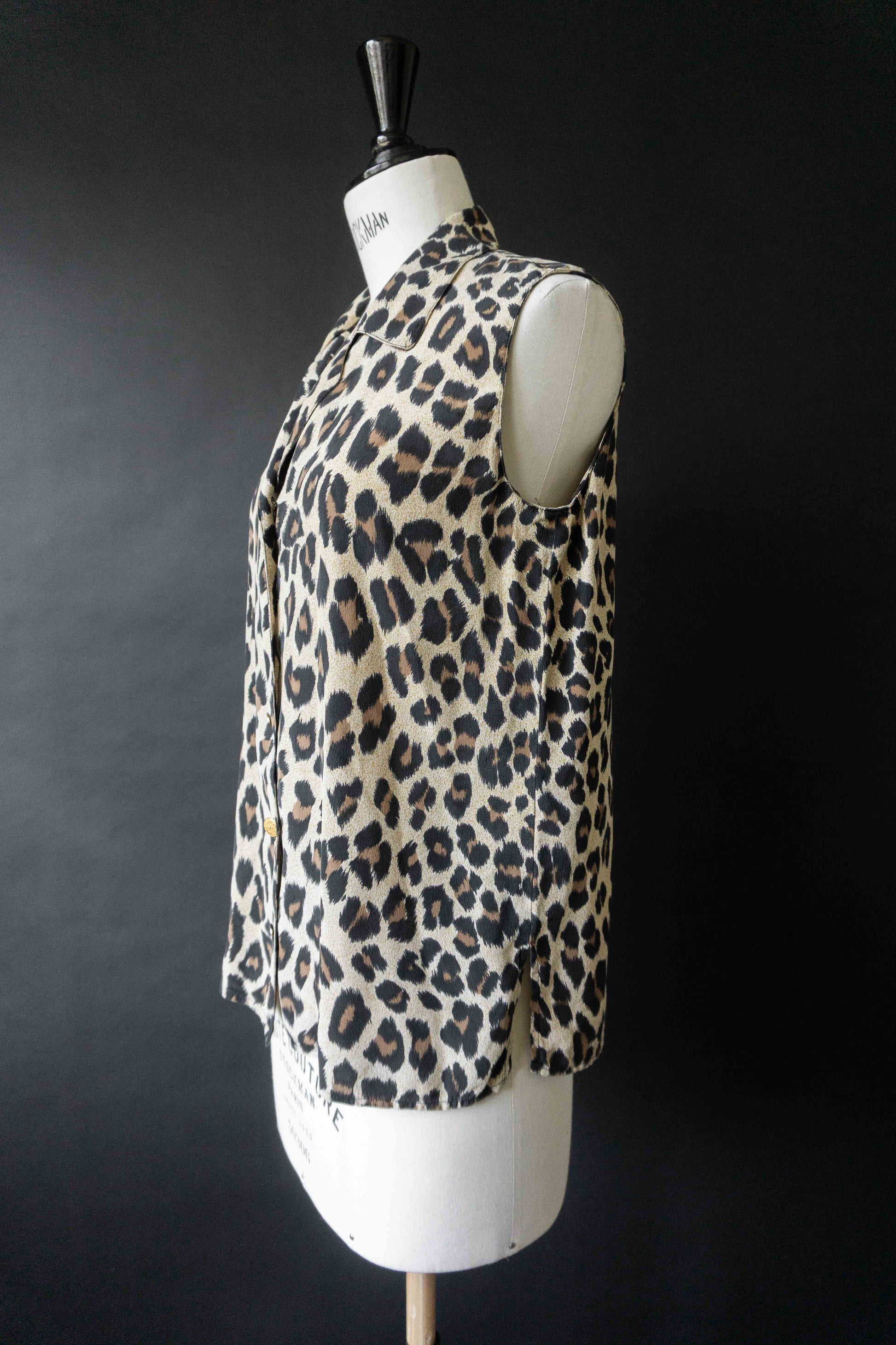 Vintage Leo-Seidenbluse aus den 90ern, S–M theplaincircle vintage