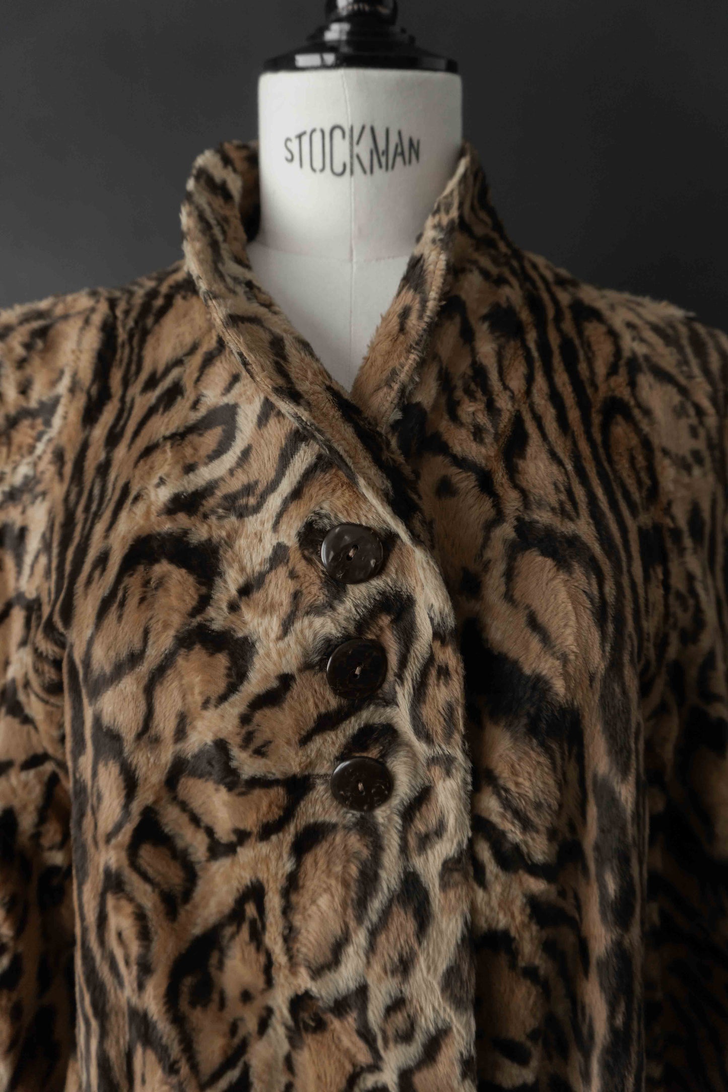 Vintage Faux Fur Mantel Leopard – Statement Coat 80s/90s, S–M theplaincircle vintage