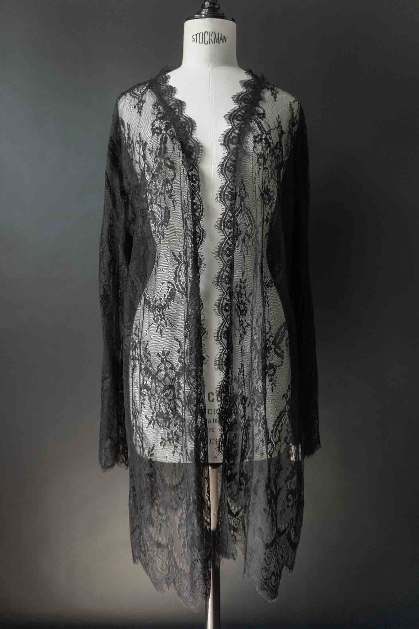 Vintage Y2K Spitzen Cardigan aus schwarzer Spitze – Sheer Gothic Layer, M–L theplaincircle vintage