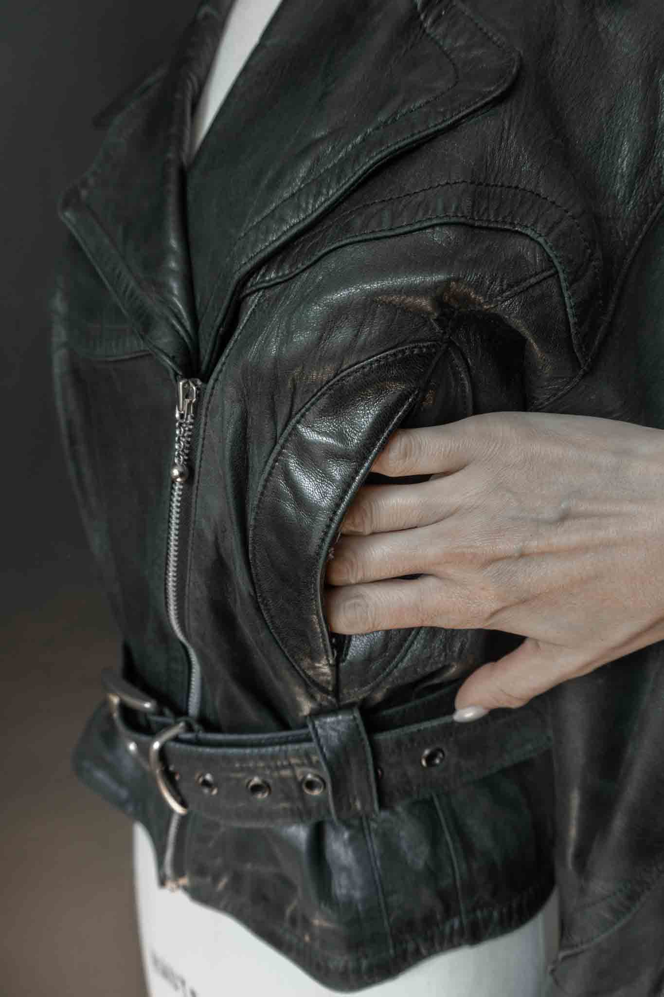 Vinage 80s Lederjacke aus weichem Slouchy-Leder mit Gürtel, S–M theplaincircle vintage