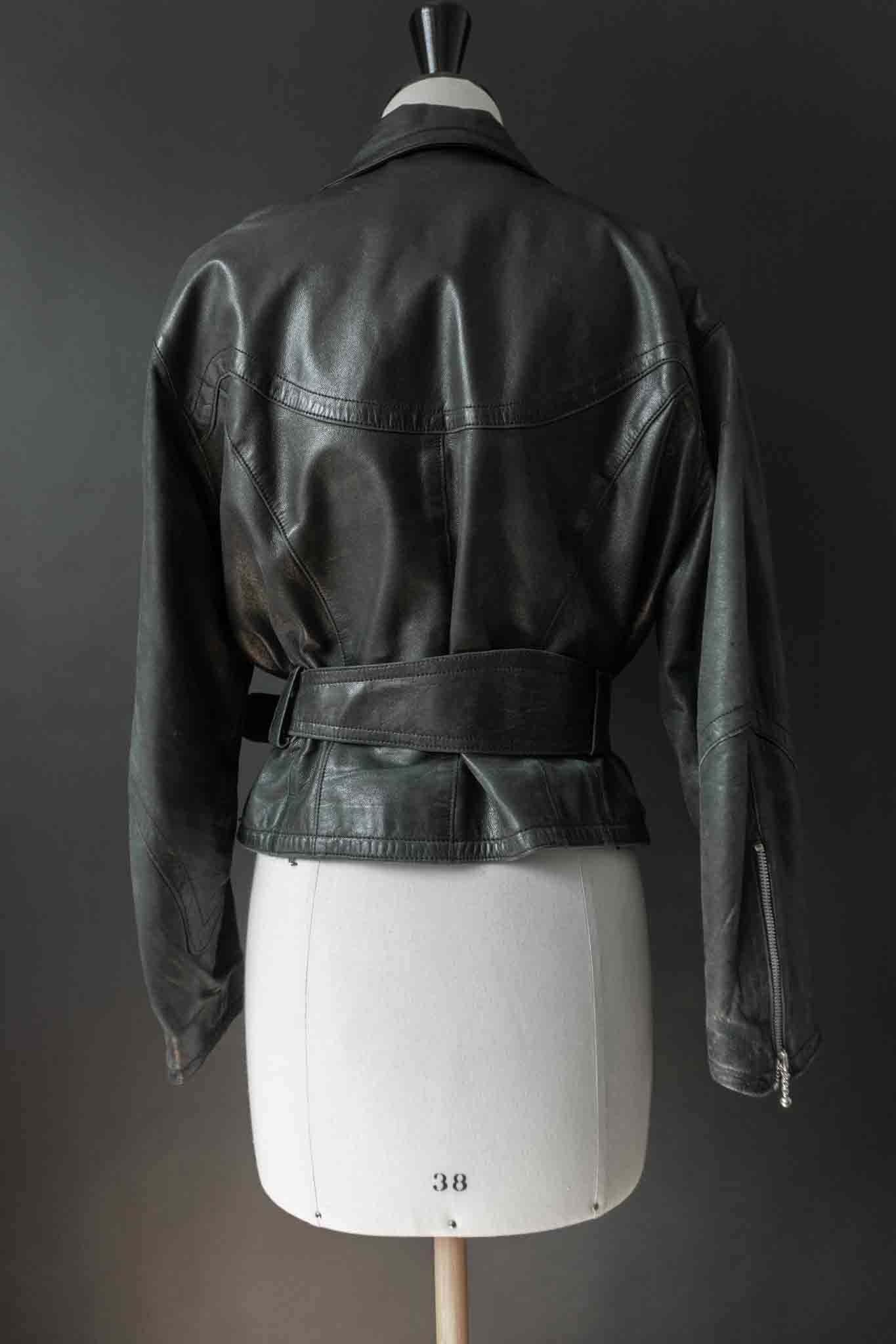 Vinage 80s Lederjacke aus weichem Slouchy-Leder mit Gürtel, S–M theplaincircle vintage