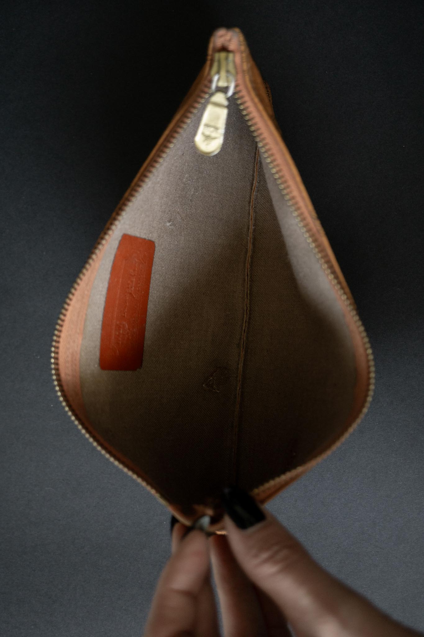 Vintage MCM theplaincircle vintage