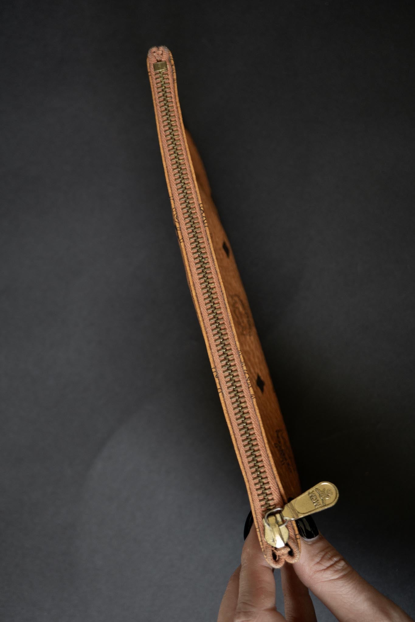 Vintage MCM theplaincircle vintage