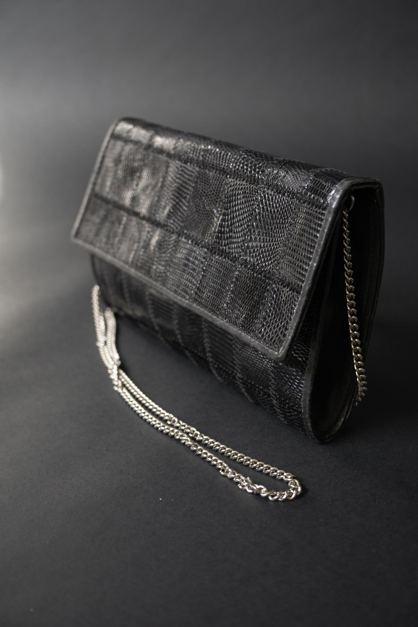 Vintage Clutch aus Kroko-Leder mit Kette