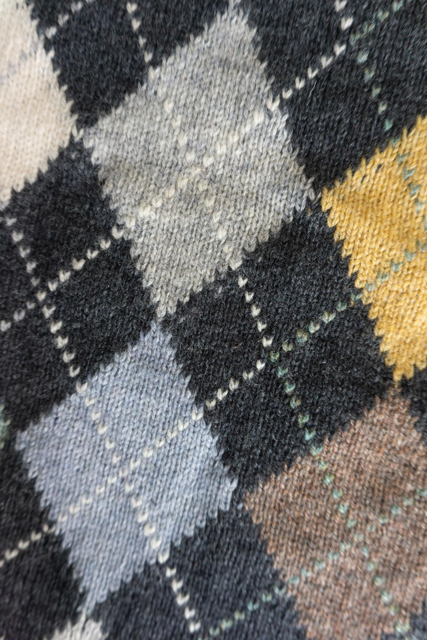 Burlington Wollpullover Vintage mit Karo-Muster, lederbezogenen Knöpfen und Kragen