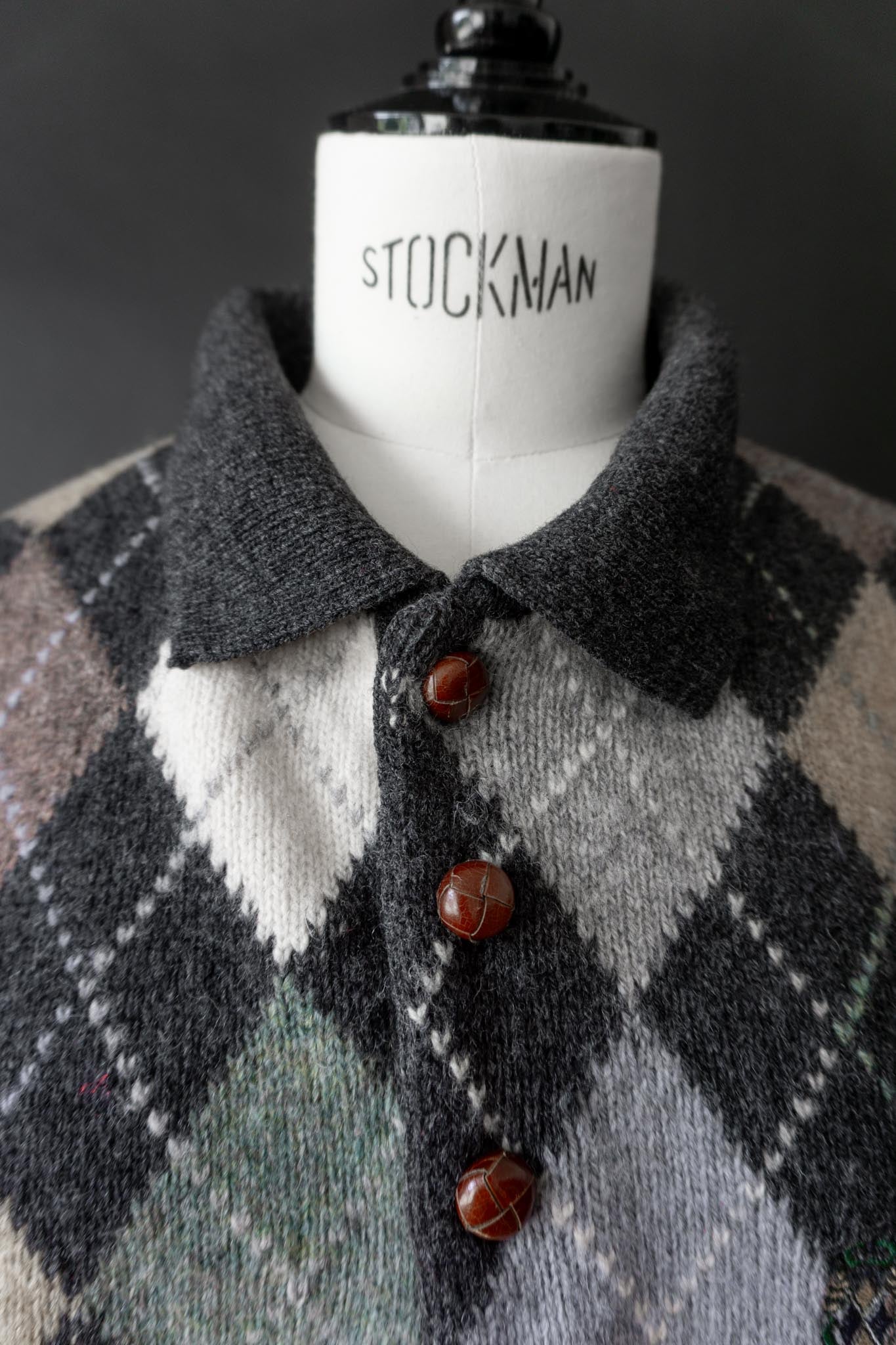 Burlington Wollpullover Vintage mit Karo-Muster, lederbezogenen Knöpfen und Kragen