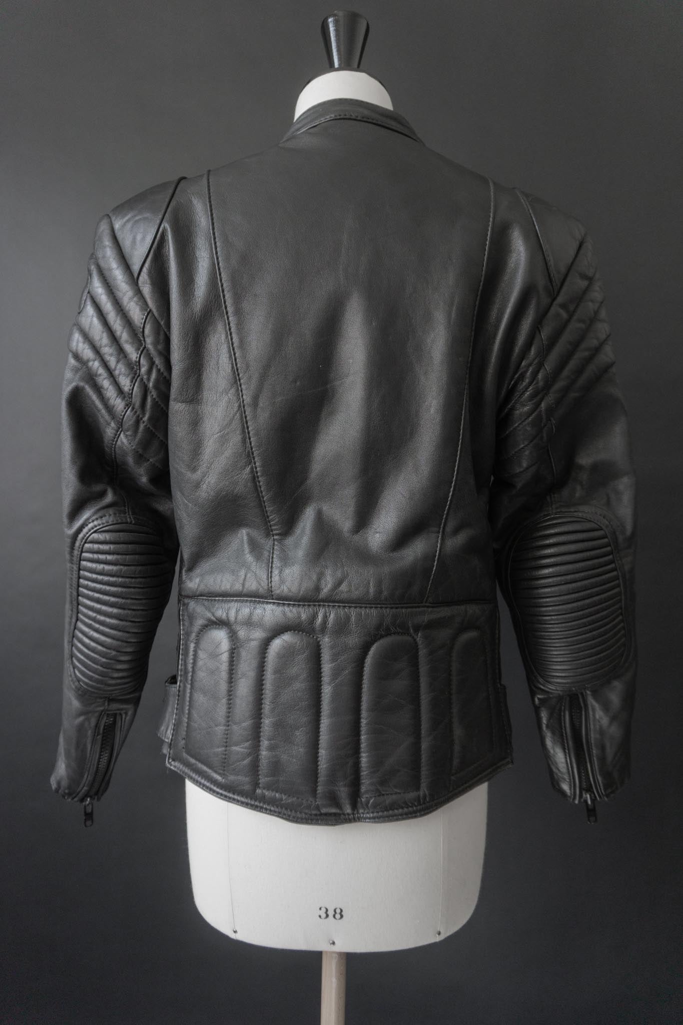 Schwarze 80s Vintage Biker-Lederjacke aus weichem Echtleder mit Protektoren