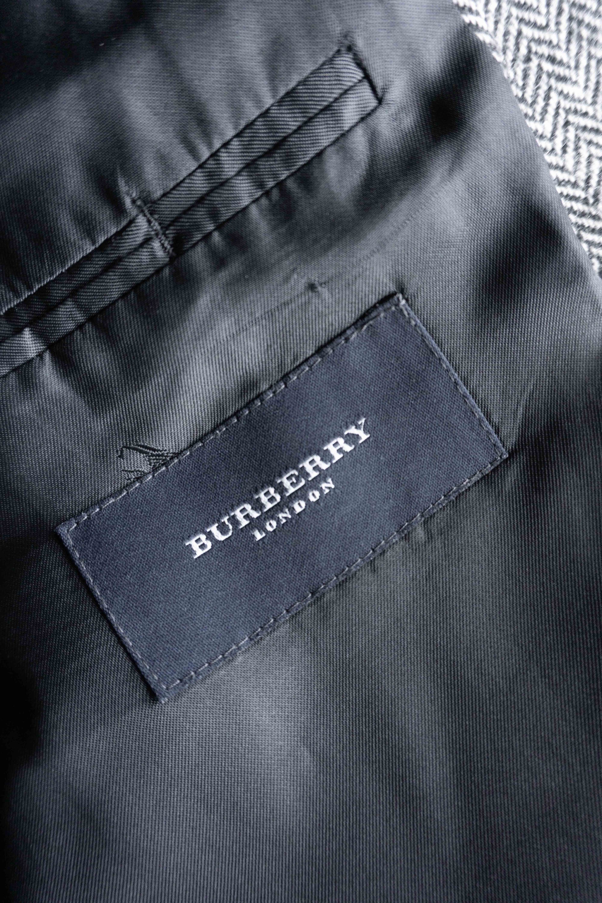 Burberry London Vintage Wollblazer im grauen Herringbone Fischgrat Muster