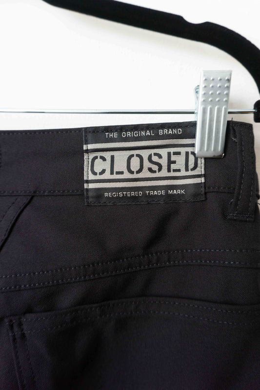 Closed Pedal Pusher Vintage Hose – 80er Jahre Stretch Hose in Schwarz, M–L theplaincircle vintage