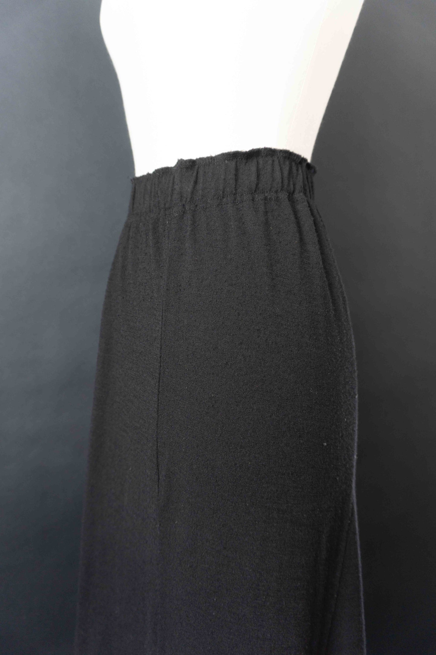 Comme des Garçons Vintage Rock aus Wolle – Avantgarde Designerstück, S–M theplaincircle vintage