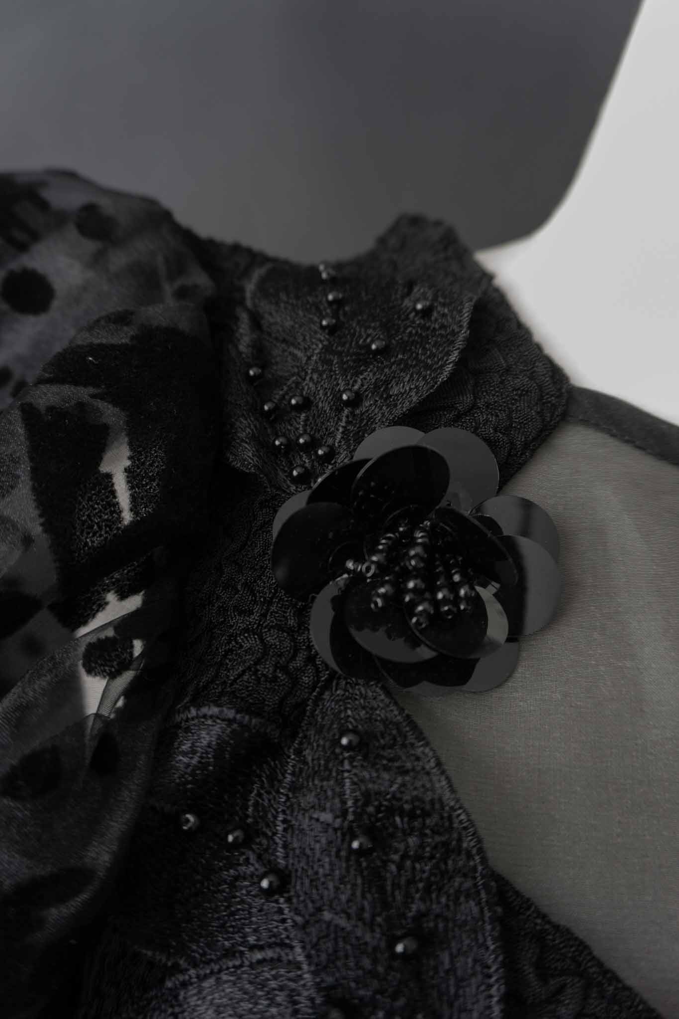 Vintage Gothic Bodysuit schwarz mit Puffärmeln und Mesh-Einsatz