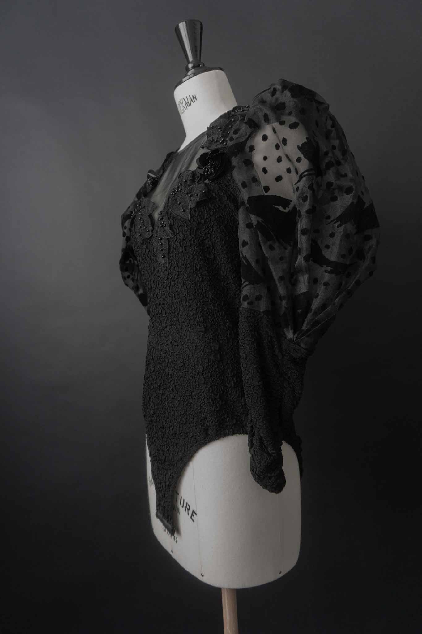 Vintage Gothic Bodysuit schwarz mit Puffärmeln und Mesh-Einsatz