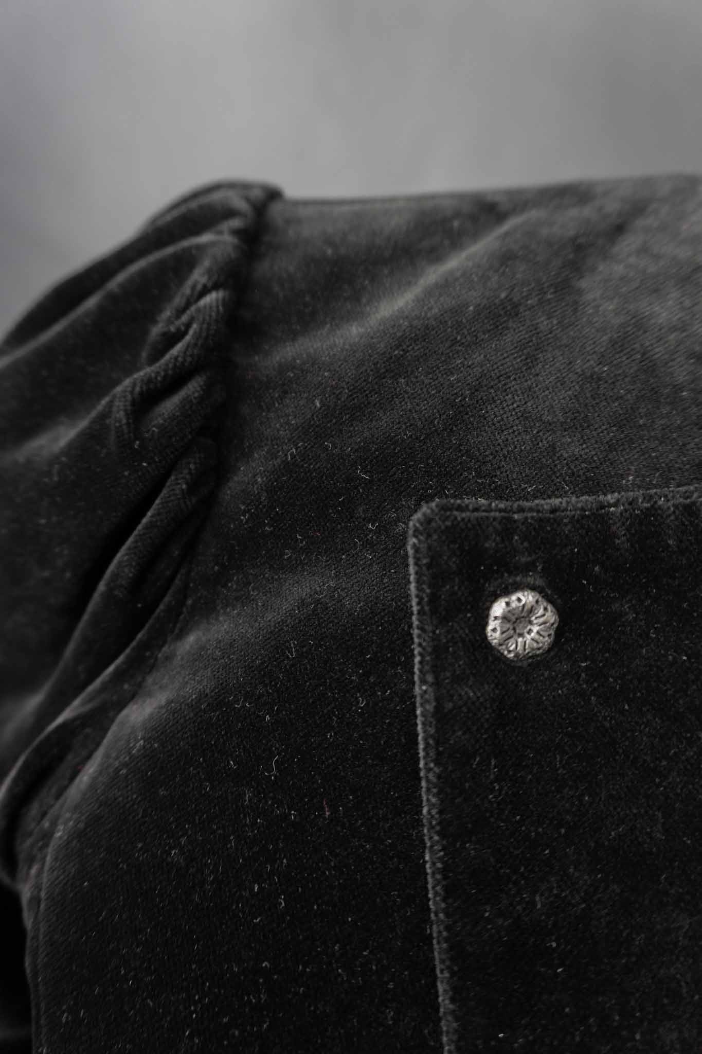 Schwarze Vintage-Samtjacke aus Baumwollsamt mit Puffärmeln aus den 80ern – Dark Romantic Blazer von theplaincircle vintage