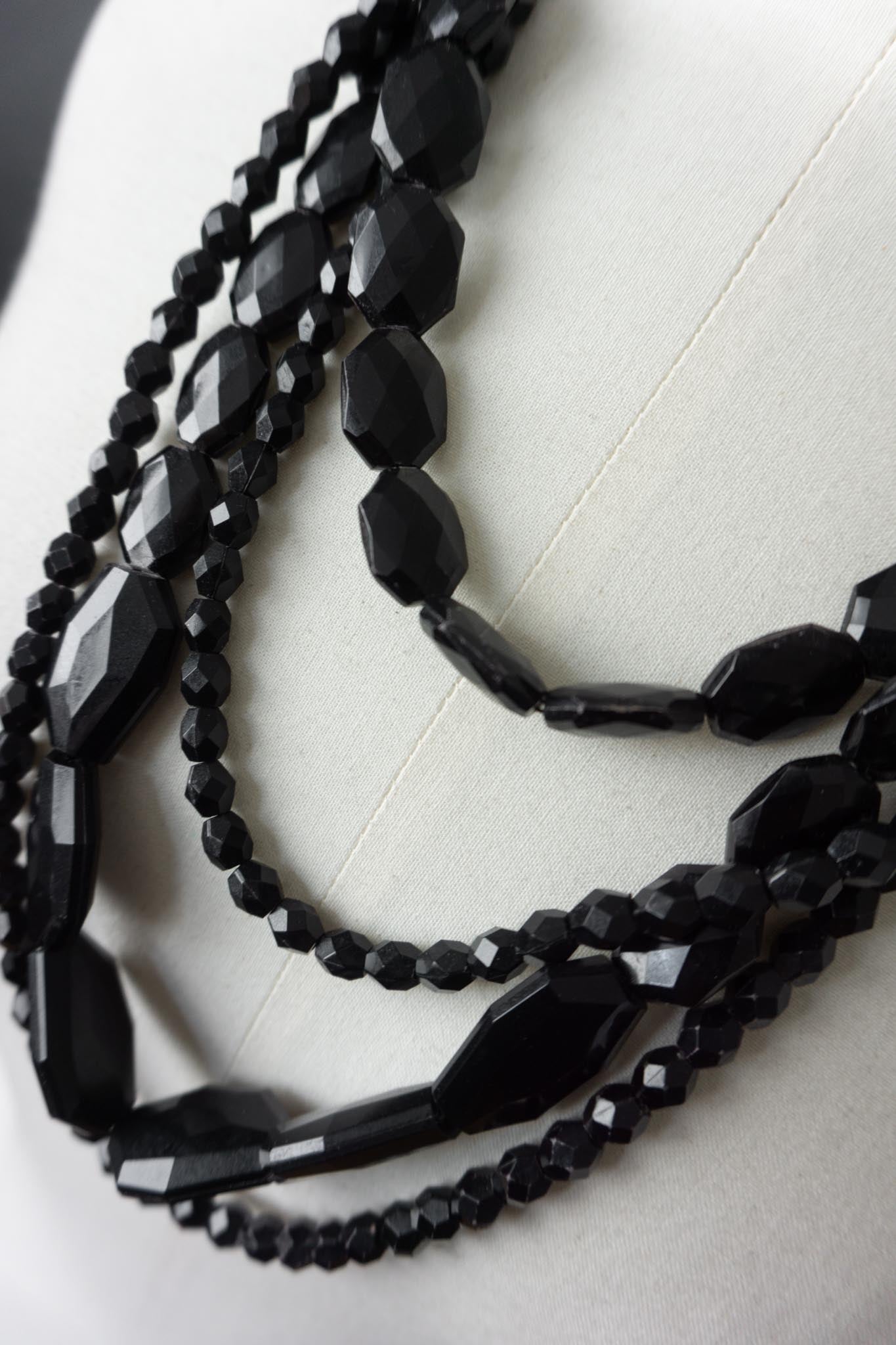 Vintage Gothic Kette, Schwarze Steine
