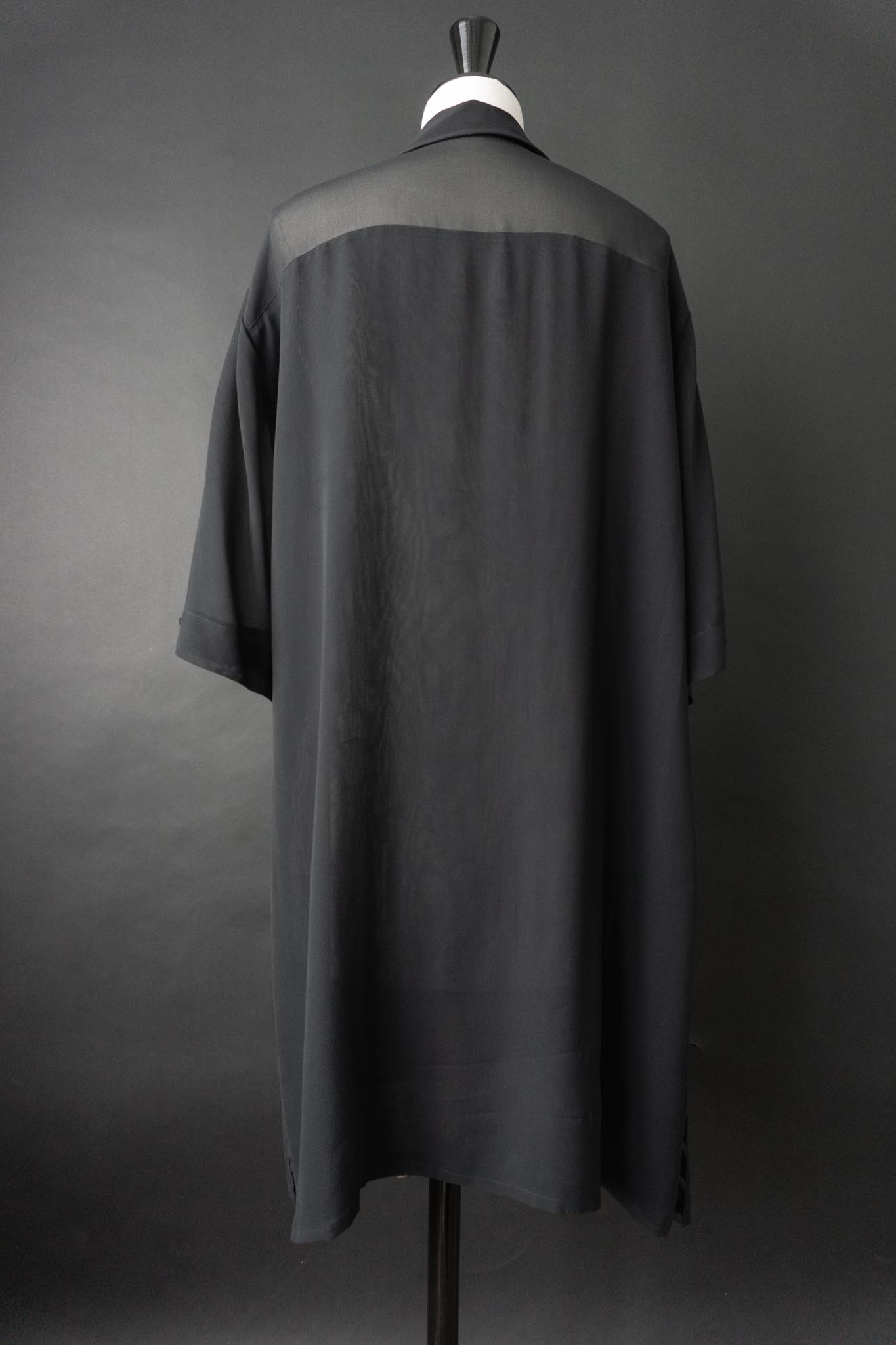 Vintage 90s Seidenbluse mit Sheer Details und Cut Outs, S–L