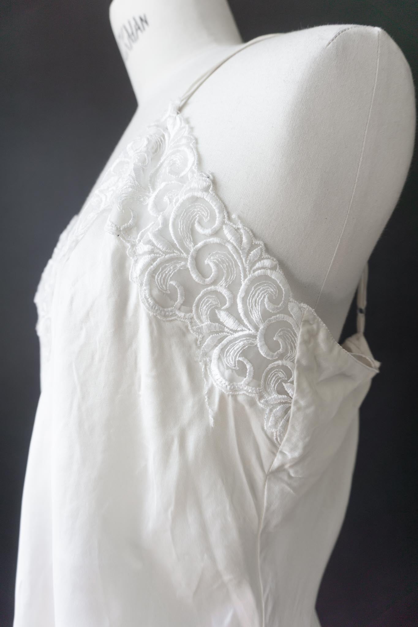Vintage Lingerie Top, Seide und Spitze, Creme, M–L