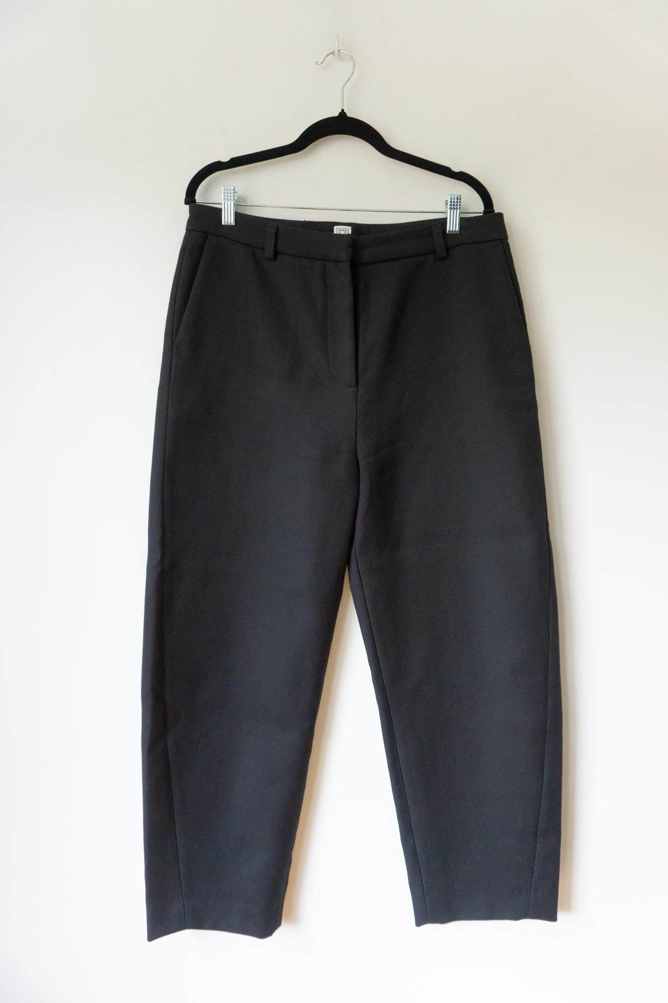 Toteme Barrel Leg Hose, Schwarz, M–L theplaincircle vintage