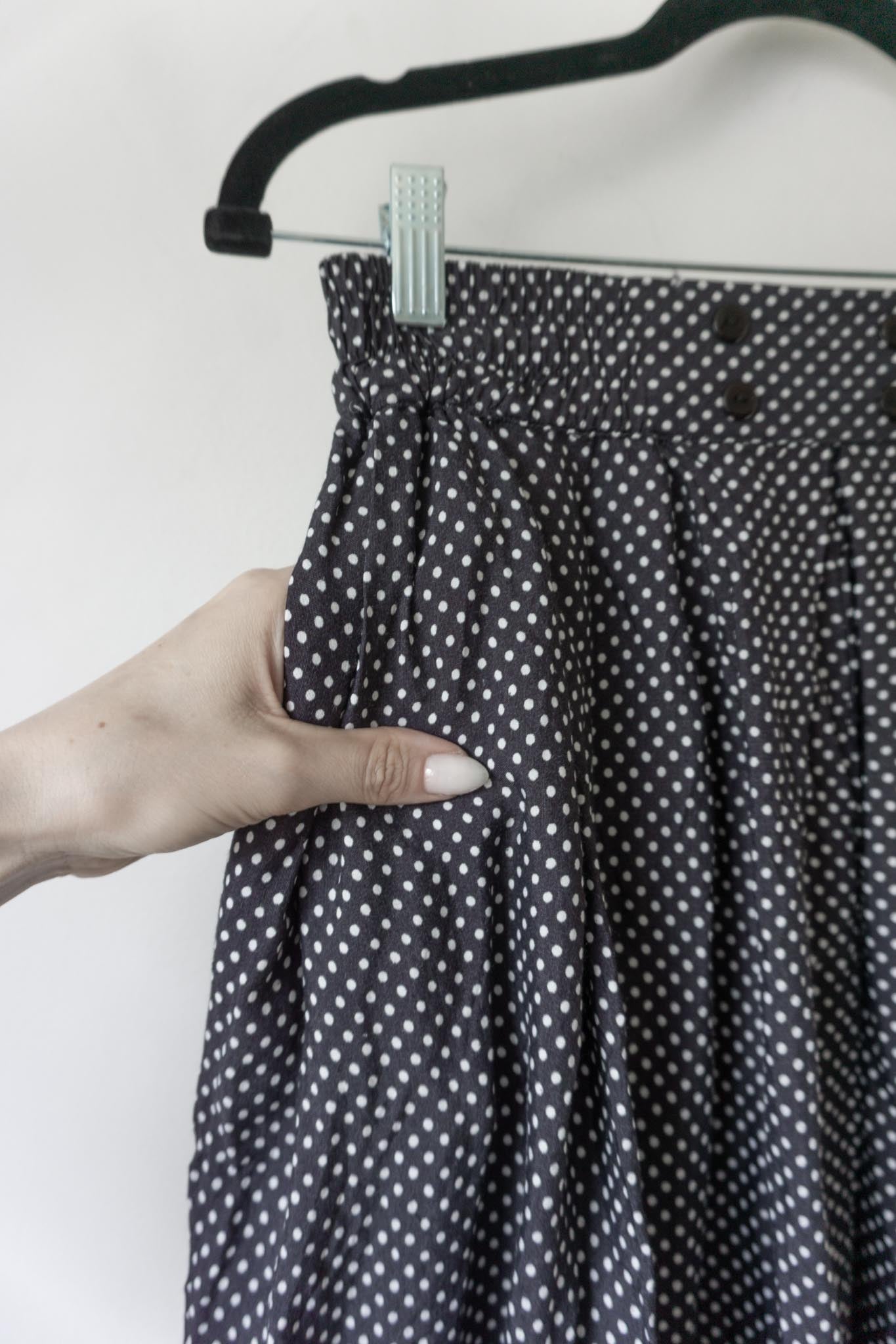 Vintage Midirock mit weißen Polka Dots, Viskose, S–M