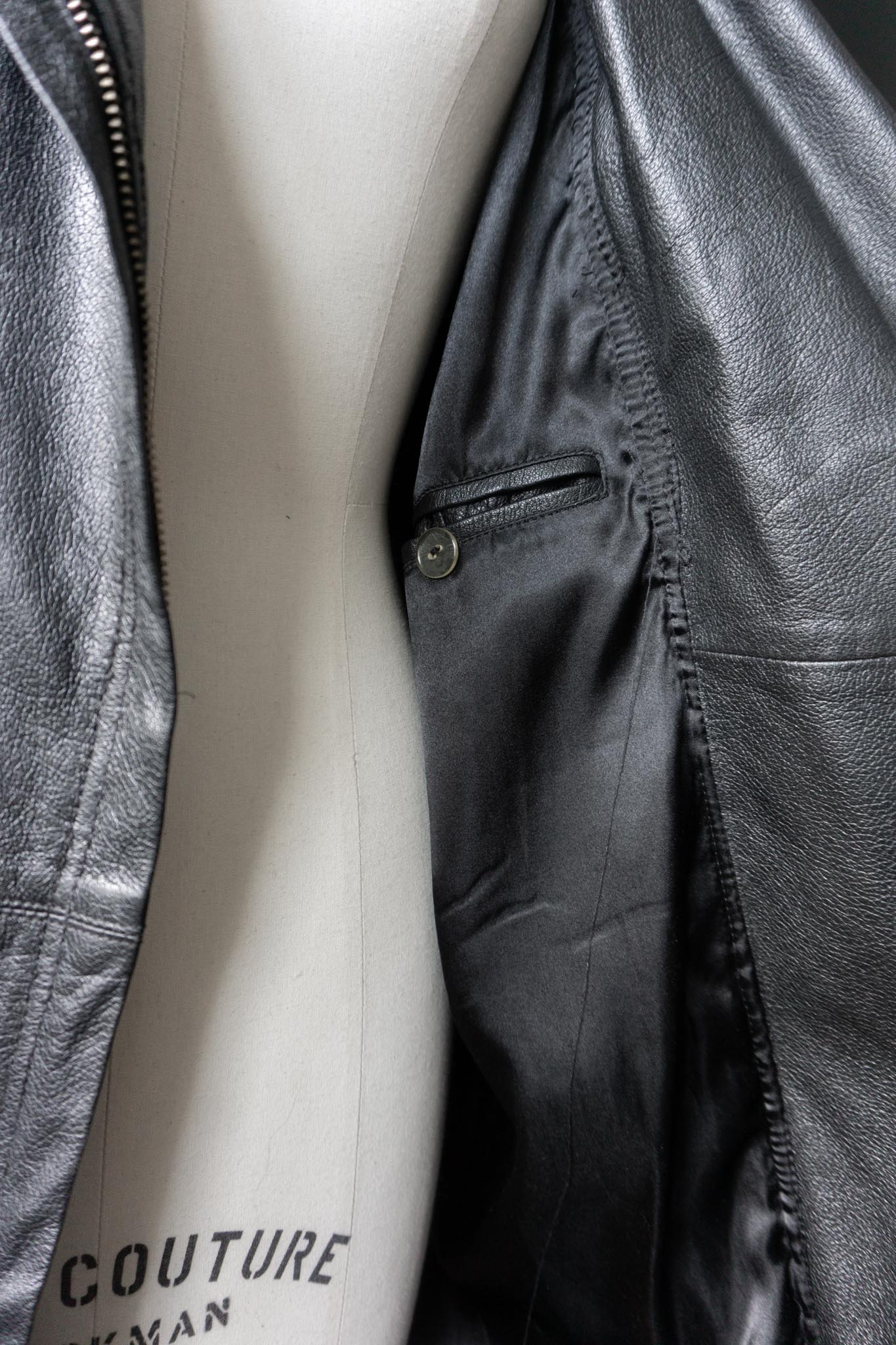Vintage 90s Avantgarde Ledermantel, asymmetrisch, M–L