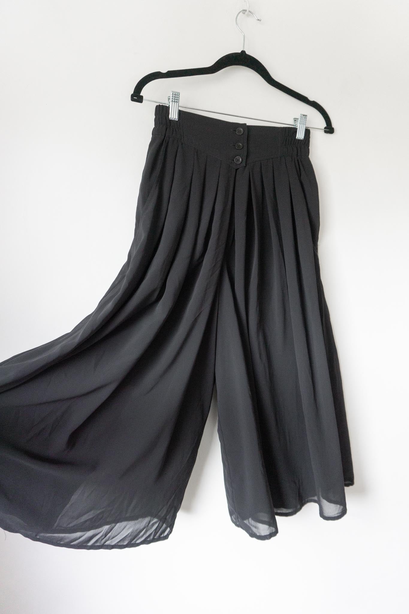 Vintage 80s wide leg Culotte, Hosenrock, S-M theplaincircle vintage