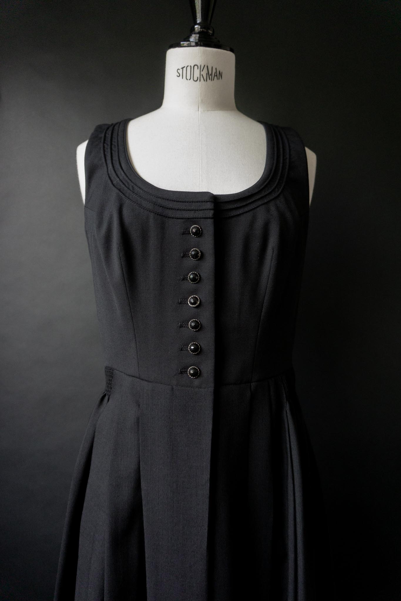 Vintage Vintage Dark Folklore Maxikleid in Schwarz mit weitem Rock, M–L