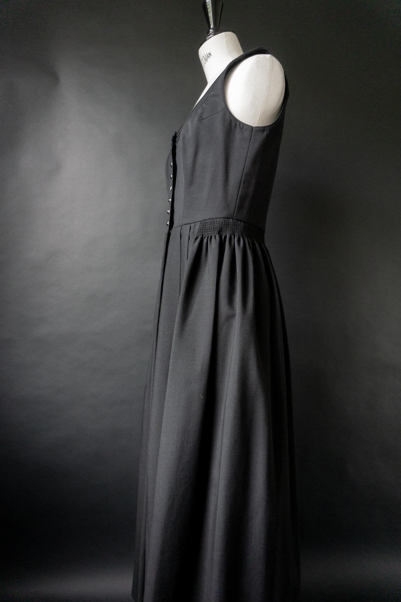 Vintage Vintage Dark Folklore Maxikleid in Schwarz mit weitem Rock, M–L