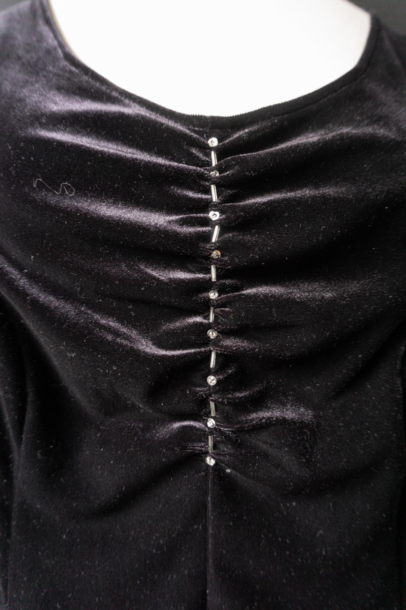 Vintage Samt-Top mit Perlendetails, Schwarz, S–M