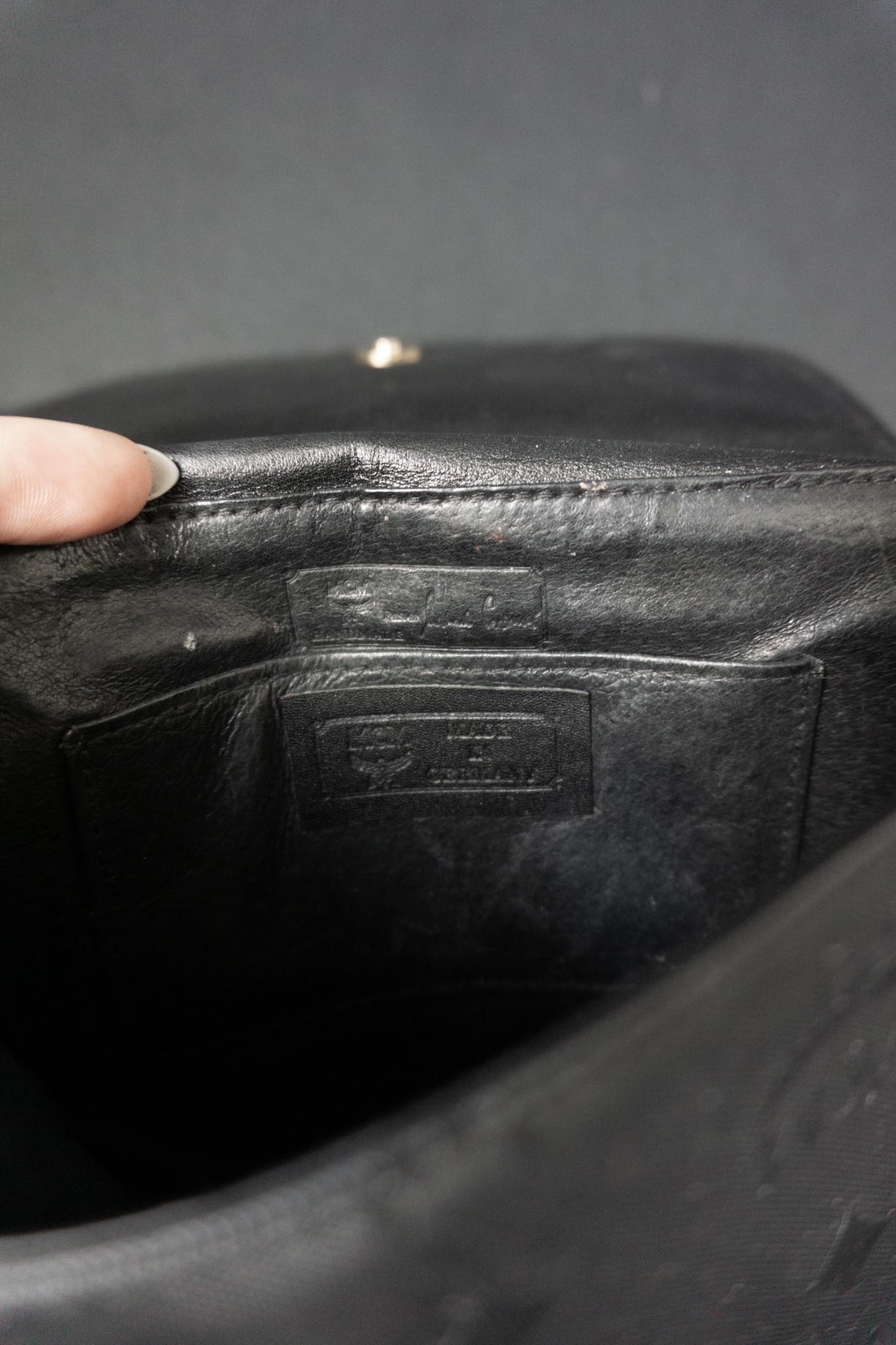 Vintage 80s MCM Crossbody Tasche Schwarz