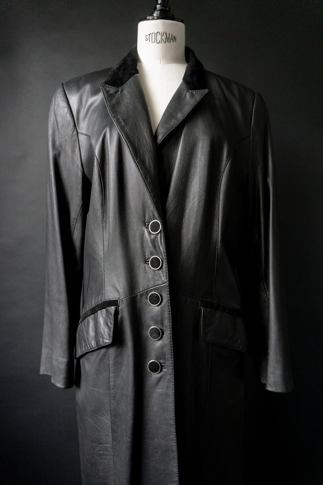Vintage 90s Vampire Maxi Ledermantel, Velourslederdetails, S–M