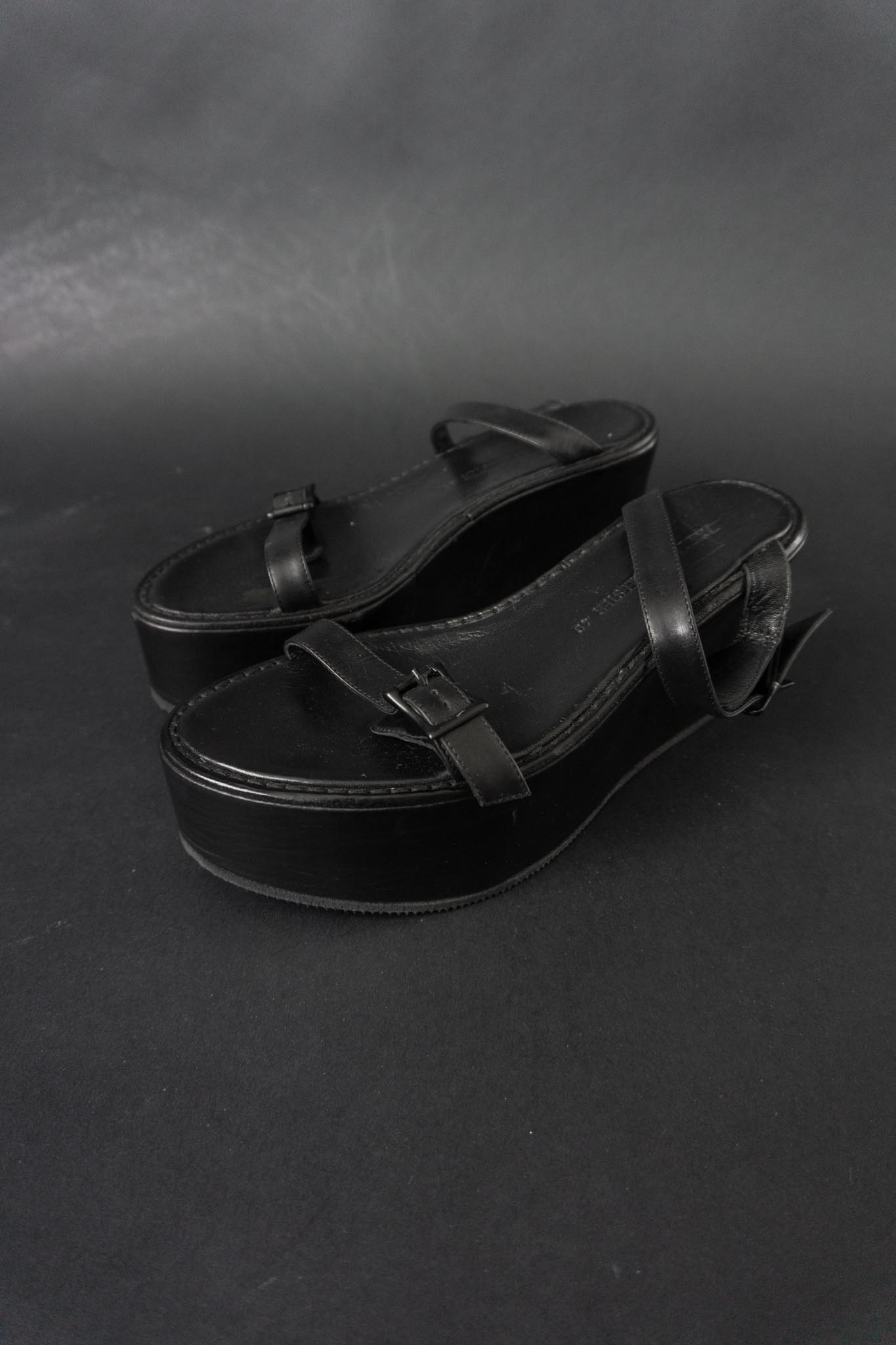 Ann Demeulemeester SS 2004 Platform Mules aus schwarzem Leder mit Keilabsatz, 40