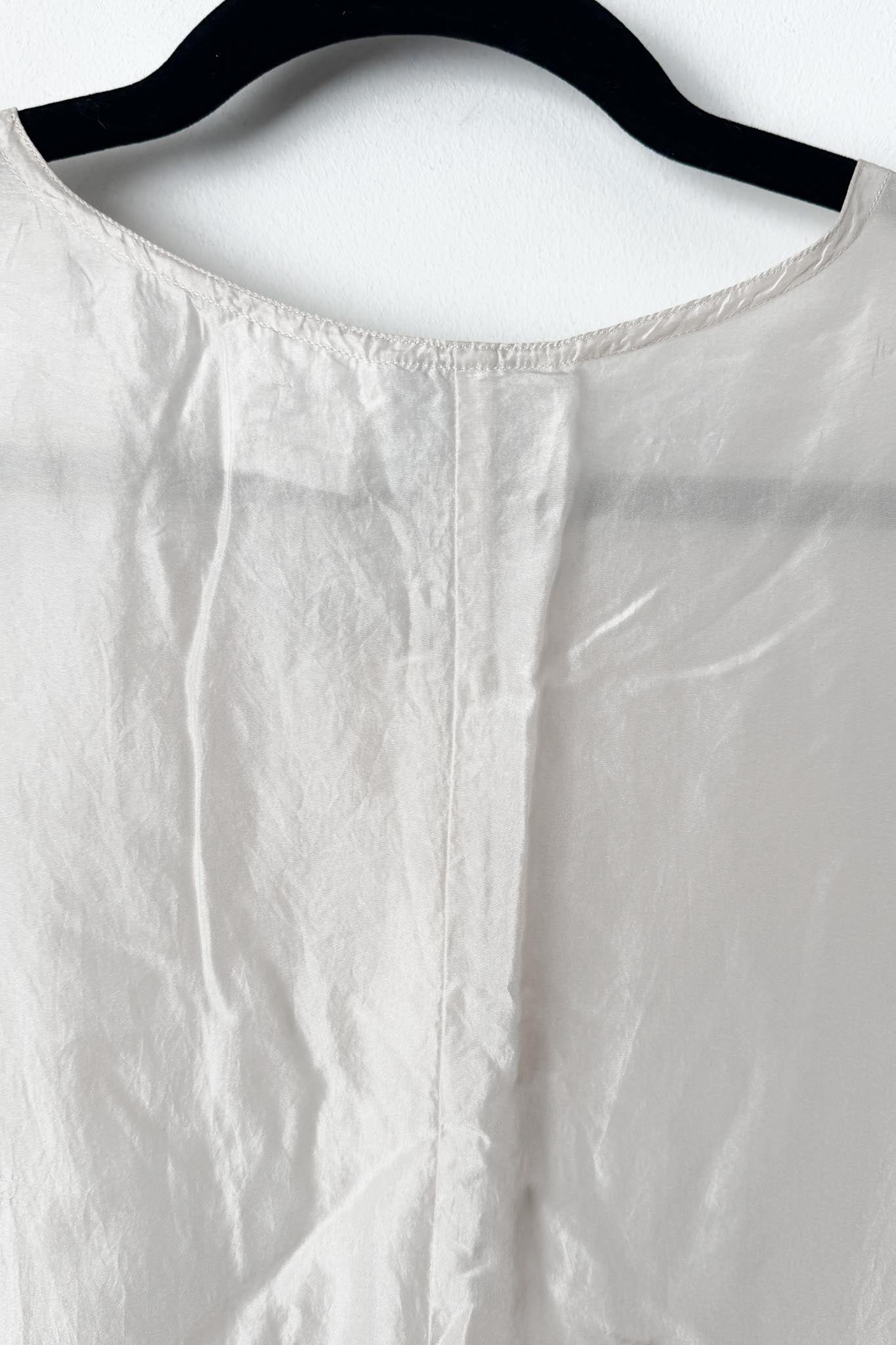 Vintage 80s Seiden Jumpsuit, Creme mit Taillengürtel, XS–S