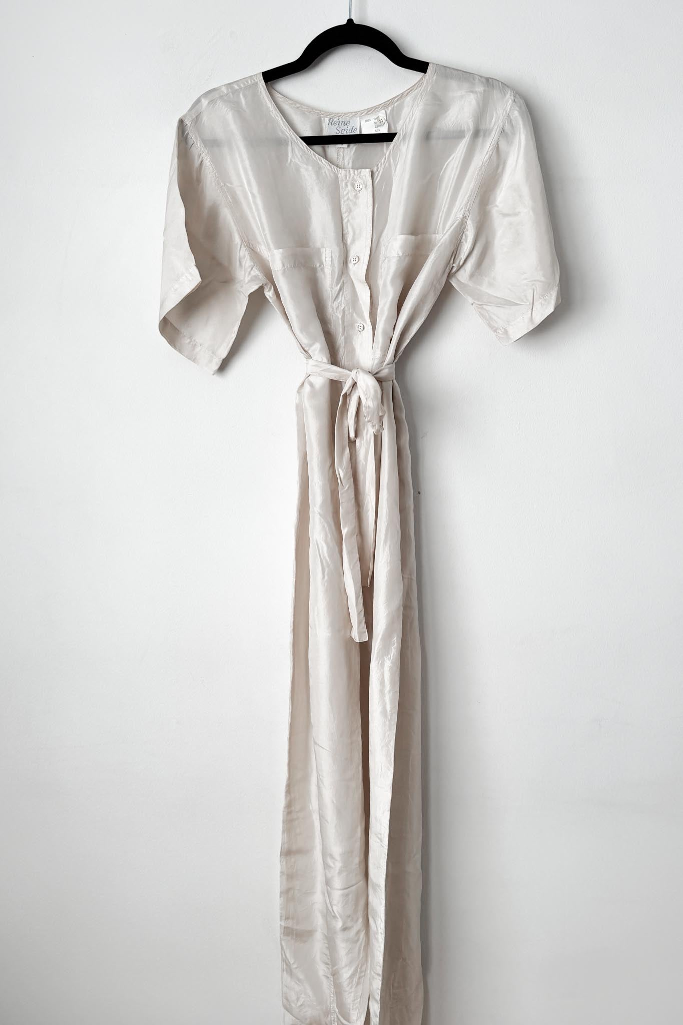 Vintage 80s Seiden Jumpsuit, Creme mit Taillengürtel, XS–S