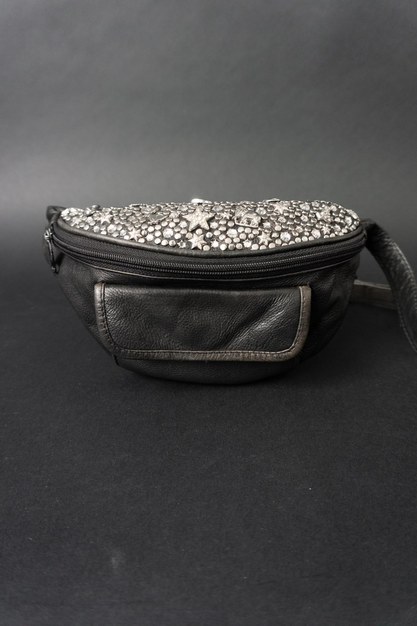 Vintage Kolster Bauchtasche aus Leder mit Nieten