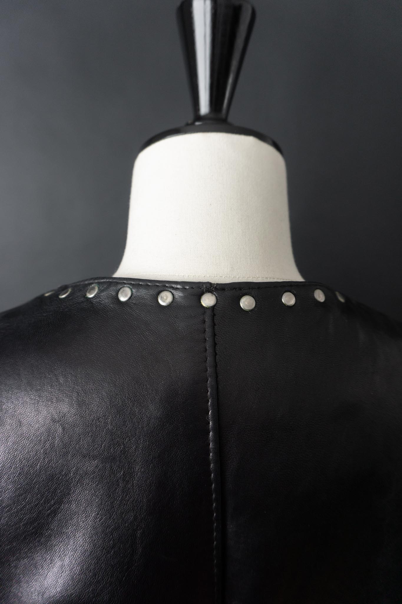 Vintage 80s Nieten Lederjacke, Cropped und boxy, S–M