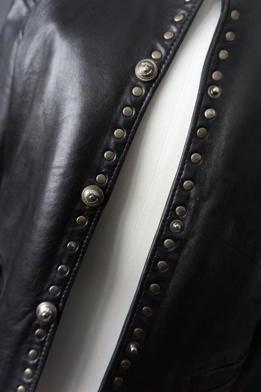Vintage 80s Nieten Lederjacke, Cropped und boxy, S–M