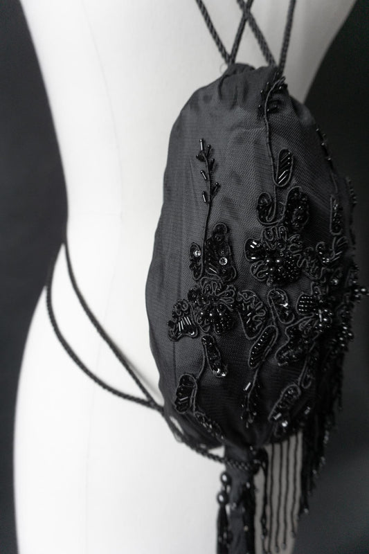 Vintage Whimsigoth Rucksack mit schwarzen Perlen und Fransen