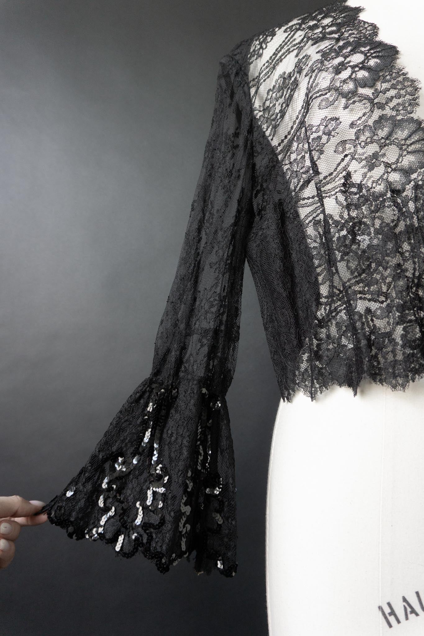 Vintage Spitzen-Bolero aus schwarzer Spitze mit Paillettenmanschetten, S–M