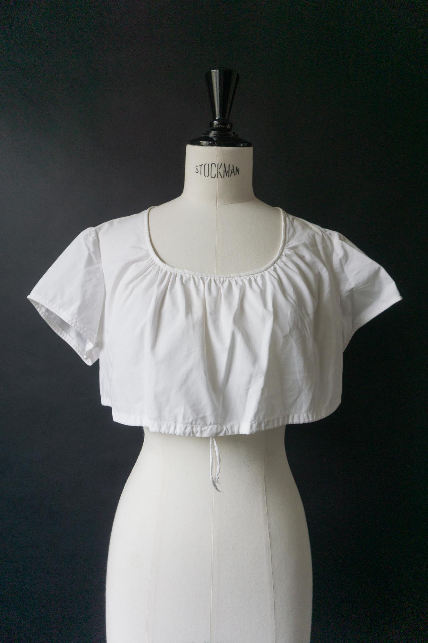 Vintage Goth Dirndl, Berchtesgarden Rosenstickerei, L-XL