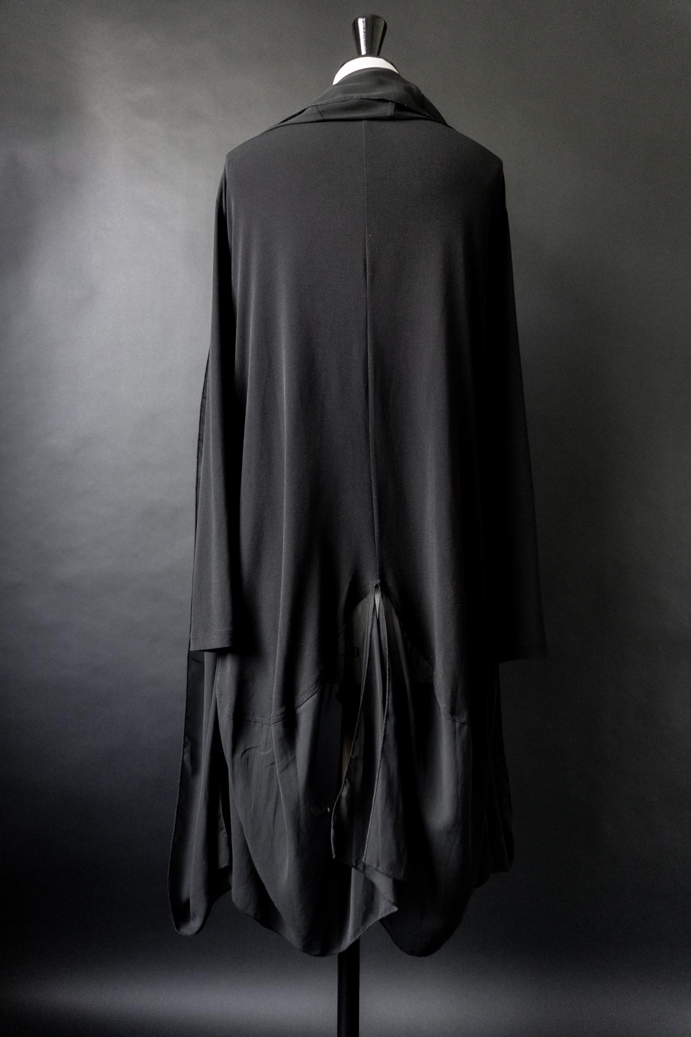 Vintage Jersey Cardigan mit Chiffon Details in Schwarz, L–XXL